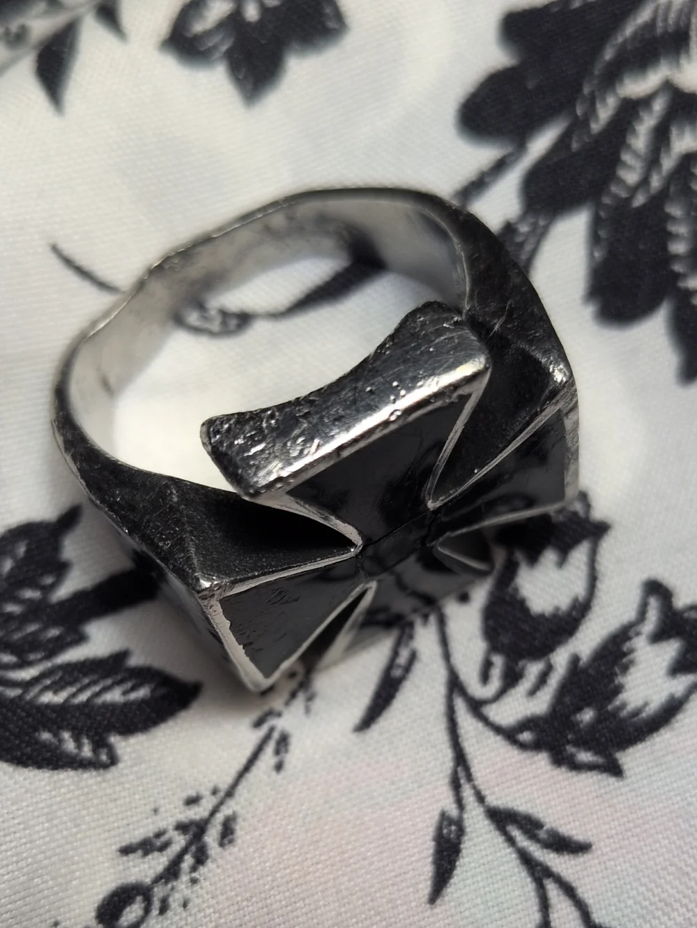 Vintage Massive Oversized Iron Cross Biker Ring Black Onyx Enamel Style Sz 15